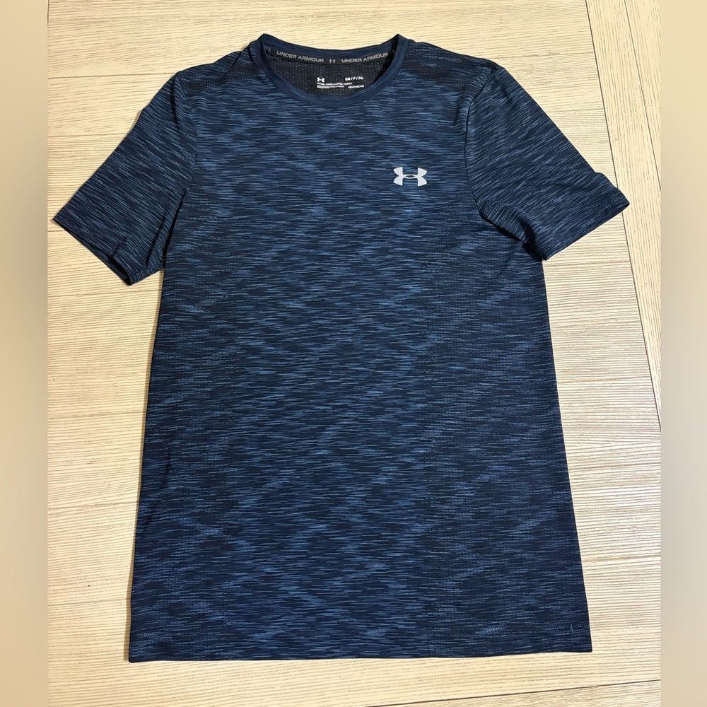 Under Armour Men's Navy Patterned Tee